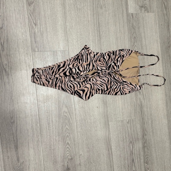 Shade & Shore Zebra Print High Hip Cut Swimsuit w/ laced back - Picture 5 of 11